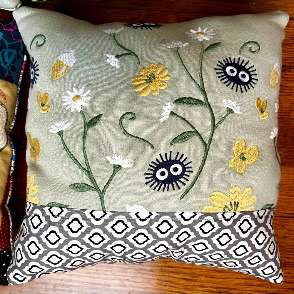Tooth Fairy Pillow - Soot Sprite Totoro - Picture 4 of 12
